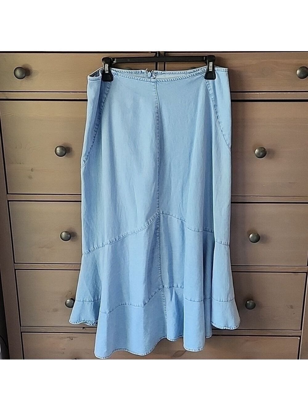 EMMA & JAMES Light Weight Light Wash Ankle length Denim Skirt Size 10